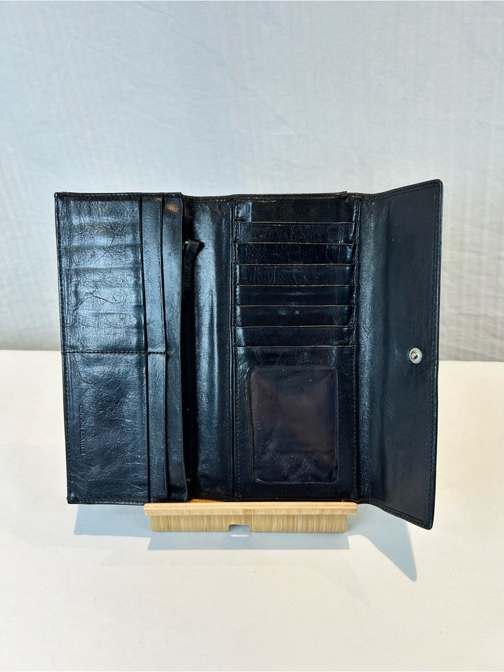 Banana Republic Vintage Black Leather Trifold Continental Wallet
